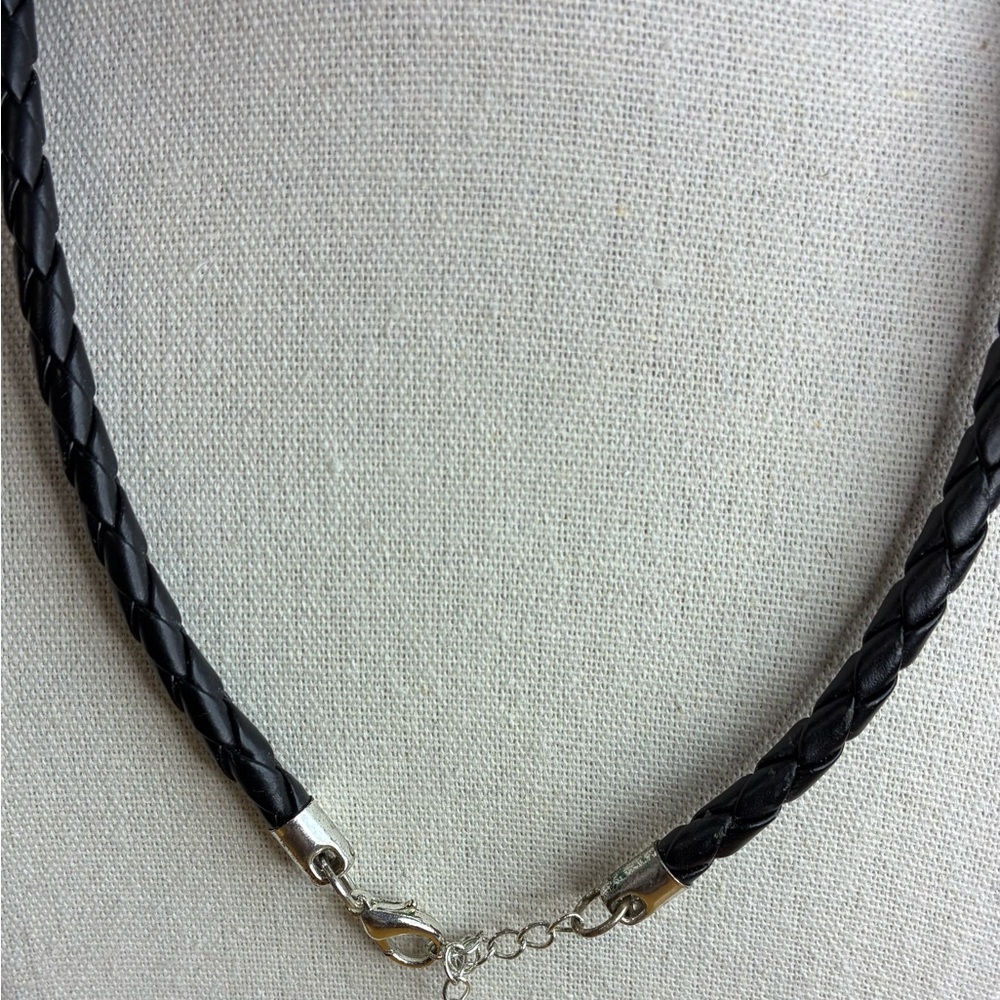 Chic Black and Silver Braided Necklace - Picture 3 of 3